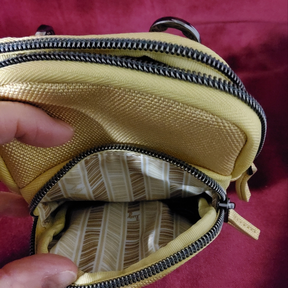Lug Pitter Patter Matte Luxe VL Crossbody Bag - Picture 5 of 7